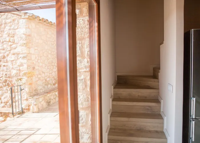 Casa Rural Masia Les Apieres