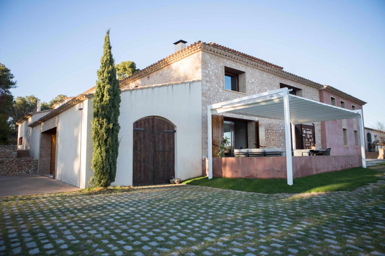 Masia Les Apieres Country house *