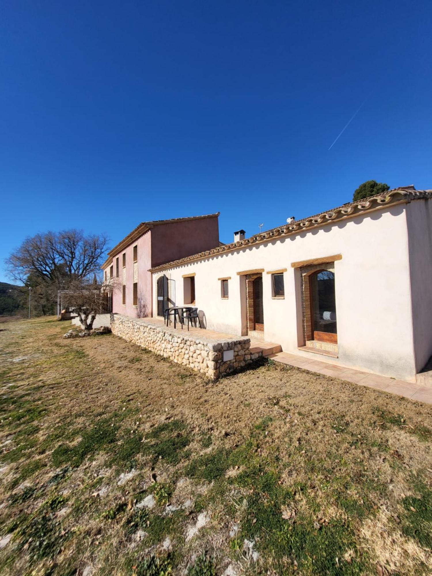Masia Les Apieres Country house El Pla de Manlleu