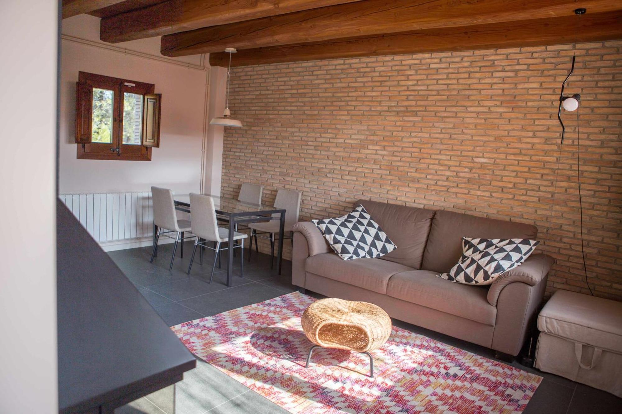 Country house Masia Les Apieres *